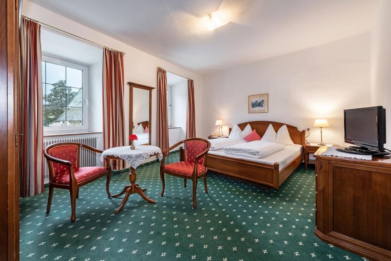 Hotel Weisse Lilie - B&B リオ・ディ・プステリーア エクステリア 写真