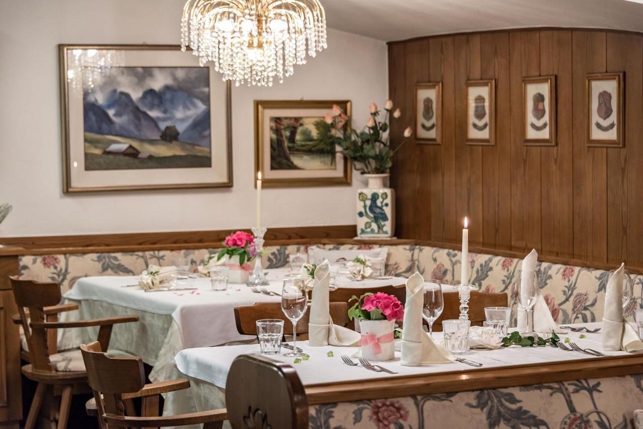 Hotel Weisse Lilie - B&B リオ・ディ・プステリーア エクステリア 写真